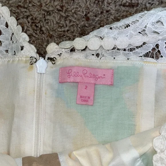 Lilly Pulitzer Sunflower Sweetheart Neckline Women’s Dress - Picture 2 of 3